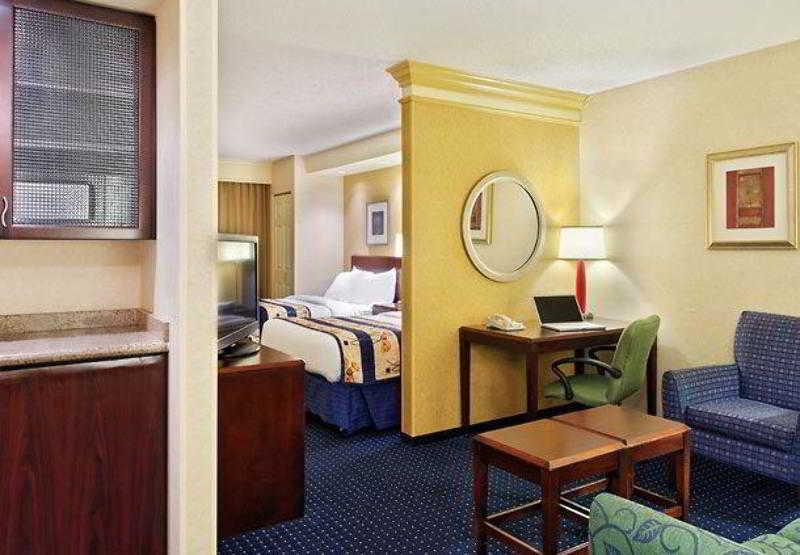Springhill Suites Detroit Southfield Habitación foto