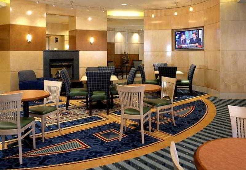 Springhill Suites Detroit Southfield Exterior foto